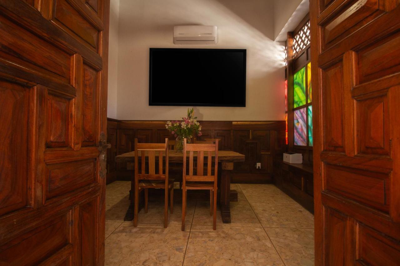 Nana Vida Hotel Morelia Exterior photo